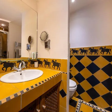 Grand Appartement, Skis Aux Pieds, 10 Personnes, 1650, Parking Et Wifi Inclus - Fr-1-631-176 Courchevel