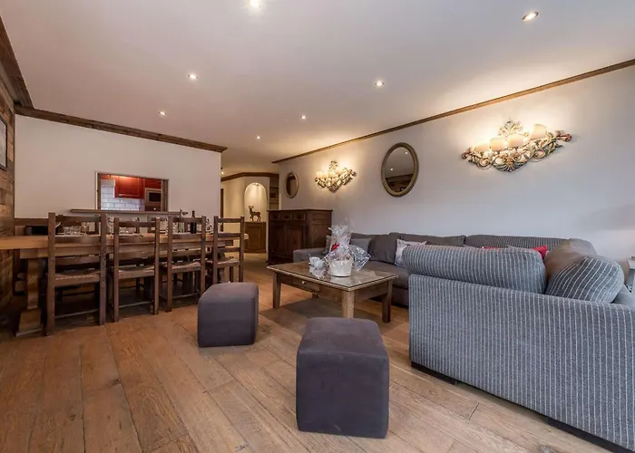 Grand Appartement, Skis Aux Pieds, 10 Personnes, 1650, Parking Et Wifi Inclus - Fr-1-631-176 *